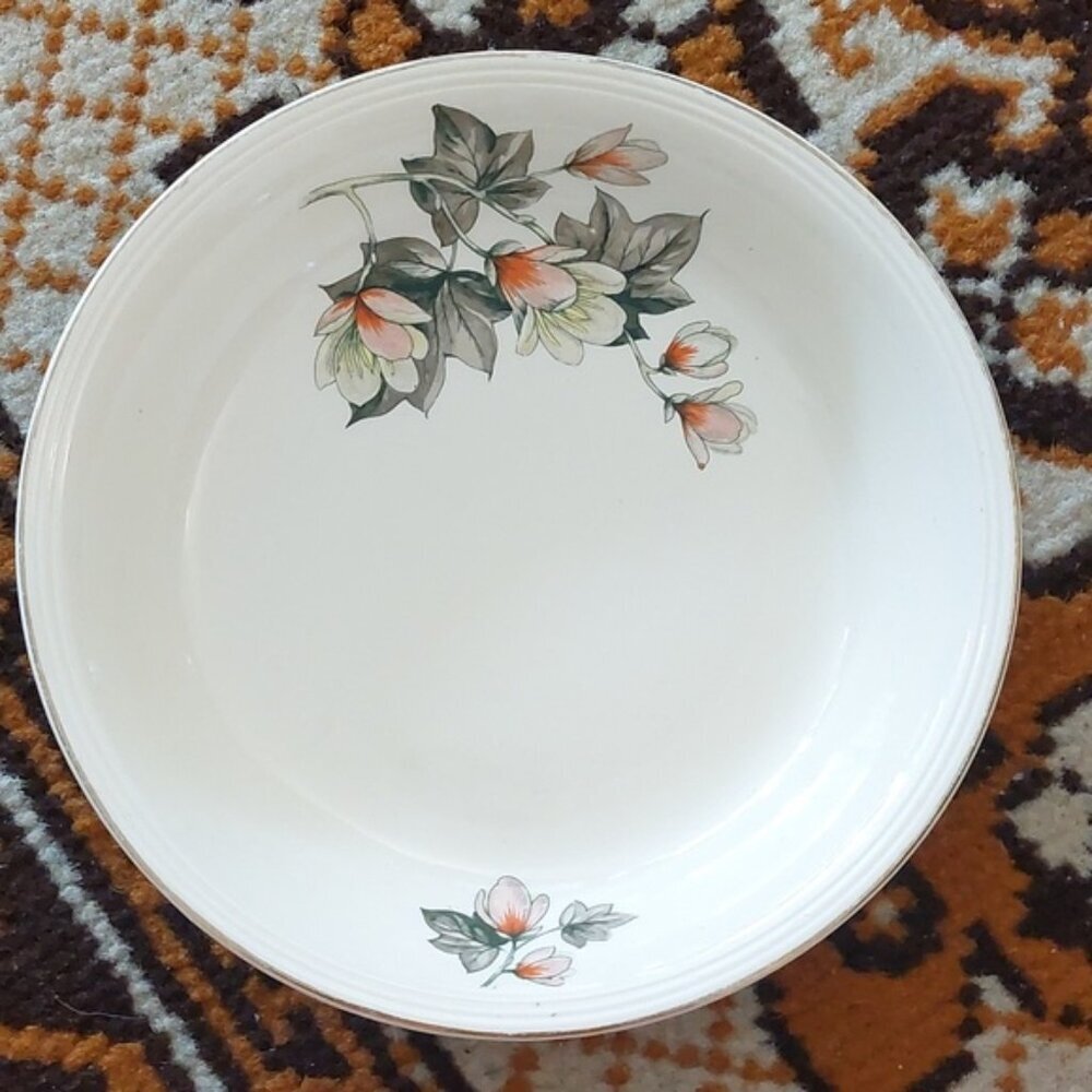 Vintage Grindley England dinner bowl 8"×8"